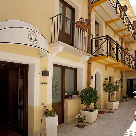 Residence Cortile Merce Trapani Eksteriør billede